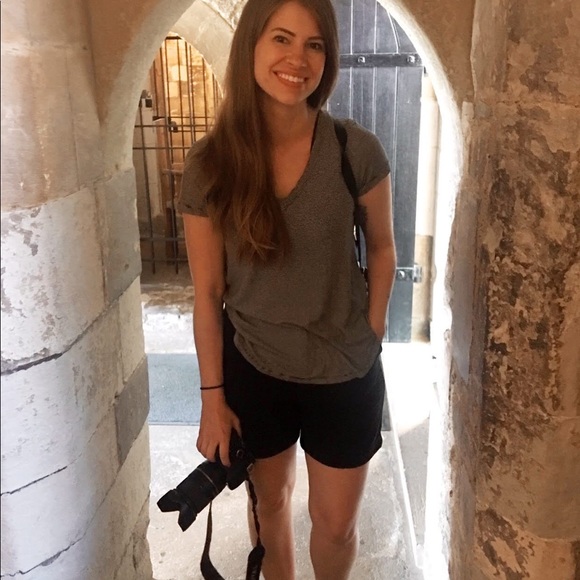 Meet your Posher! - Picture 9 of 9